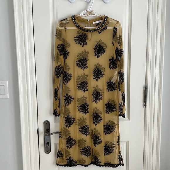 Zara sheer tunic with black embroidered detail - Picture 2 of 5